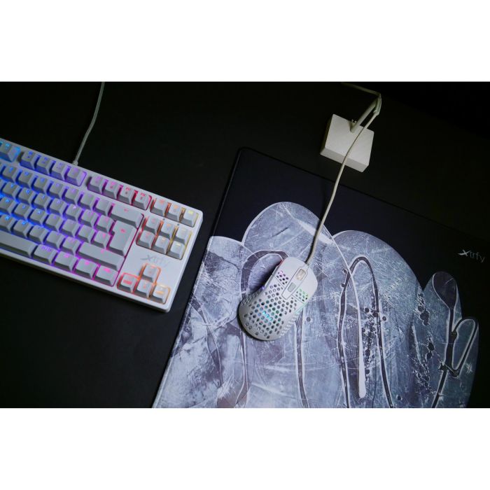 CHERRY Xtrfy Mousepad Large GP4 Cloud White.460x400x4mm 6 CHERRY Xtrfy Mousepad Large GP4 Cloud White.460x400x4mm 6