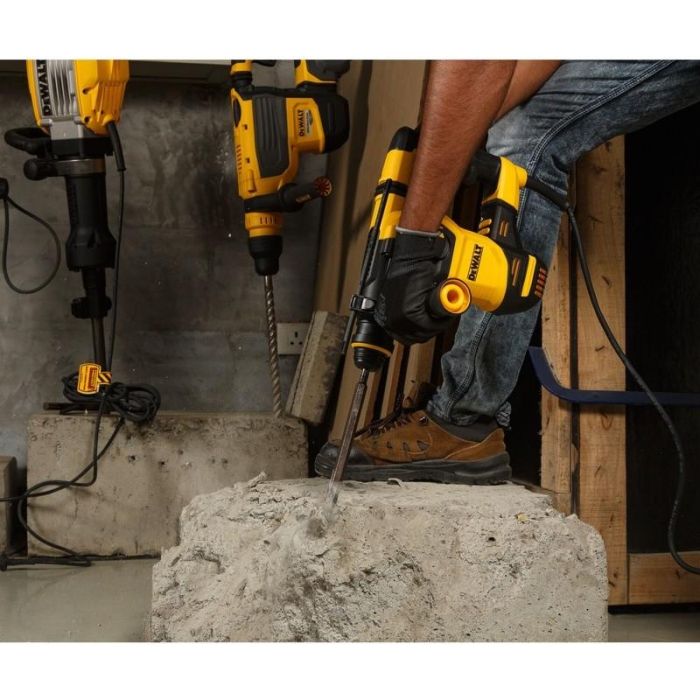 DEWALT D25333K-QS Martillo Combinado SDS-plus 30mm 950W, 3.5J con Cincelado y Perforación en Hormigón/Acero/Madera 4