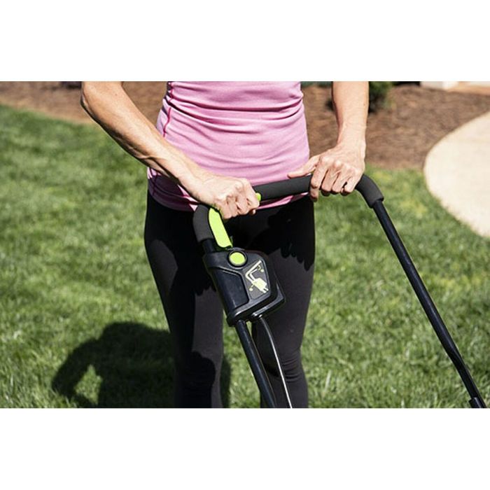 Cortacésped Greenworks GD24LM33K4 2