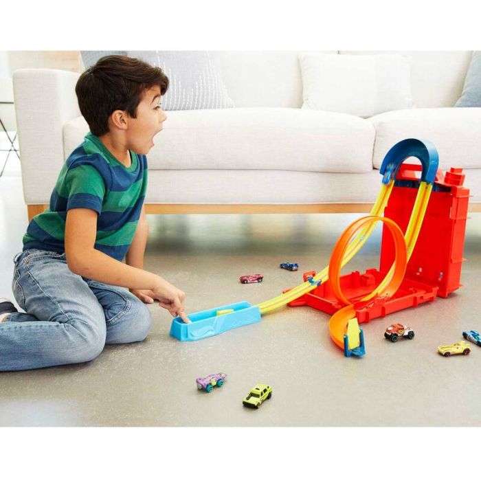 Hot Wheels HDX78 Track Builder Unlimited Lata de Gasolina Set de Pistas de Acrobacias y Almacenamiento con Vehículo para Niños 1 Hot Wheels HDX78 Track Builder Unlimited Lata de Gasolina Set de Pistas de Acrobacias y Almacenamiento con Vehículo para Niños 1
