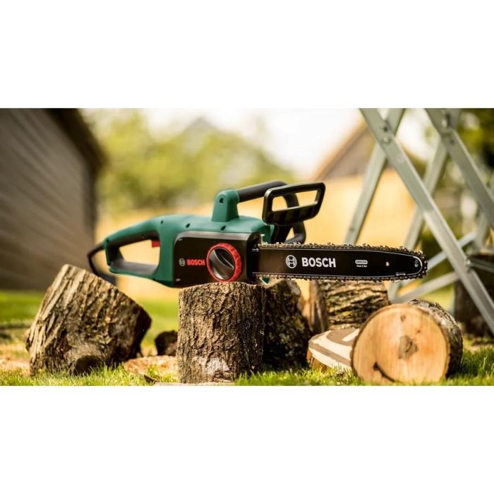 Bosch 0 600 8B8 303 Motosierra Eléctrica UniversalChain 35, 35 cm, 1800 W 2