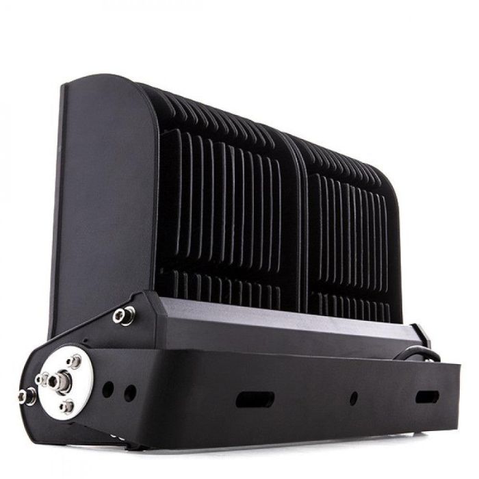 Foco Proyector LED IP65 150W 13550Lm 100.000H - Blanco Frío 2