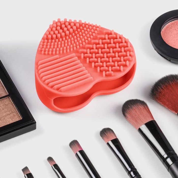 Limpiador de brochas y pinceles de maquillaje heart v0101013 innovagoods 3 Limpiador de brochas y pinceles de maquillaje heart v0101013 innovagoods 3