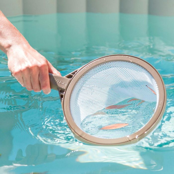 INTEX Kit de mantenimiento para Spa Jacuzzi con cepillo, red y tampón 3