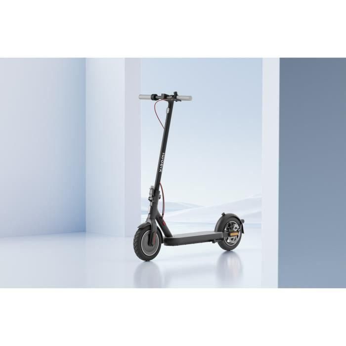 Patinete eléctrico - XIAOMI - Patinete eléctrico 4 - 300W - Neumáticos 10 - Autonomía 35 km 3 Patinete eléctrico - XIAOMI - Patinete eléctrico 4 - 300W - Neumáticos 10 - Autonomía 35 km 3