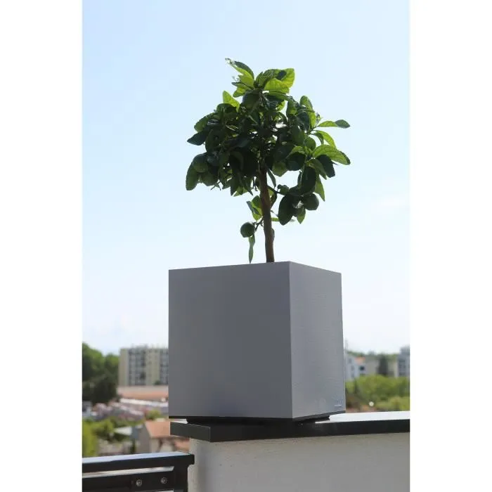 Riviera Contenedor Granito 40x40 Piedra Doble Pared Con Sistema De Retención De Agua Cuadrado 100% Reciclable Fabricación Francesa 1