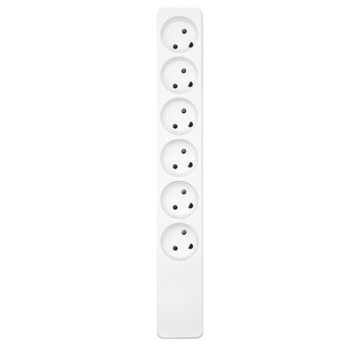 MicroConnect Open-end Danish 6-way power strip, white 1 MicroConnect Open-end Danish 6-way power strip, white 1