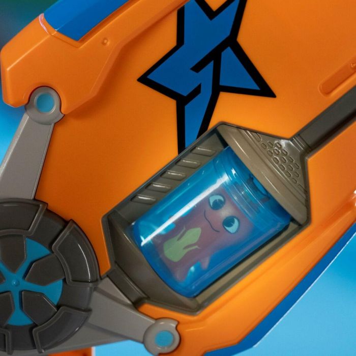 Pistola slugterra eli's megamorph blaster. lanza hasta 6 dardos a la vez. disparo 9 metros. incluye 8 dardos. 5