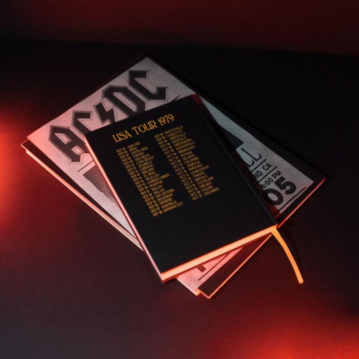 Cuaderno A5 Premium AC/DC 6 Cuaderno A5 Premium AC/DC 6