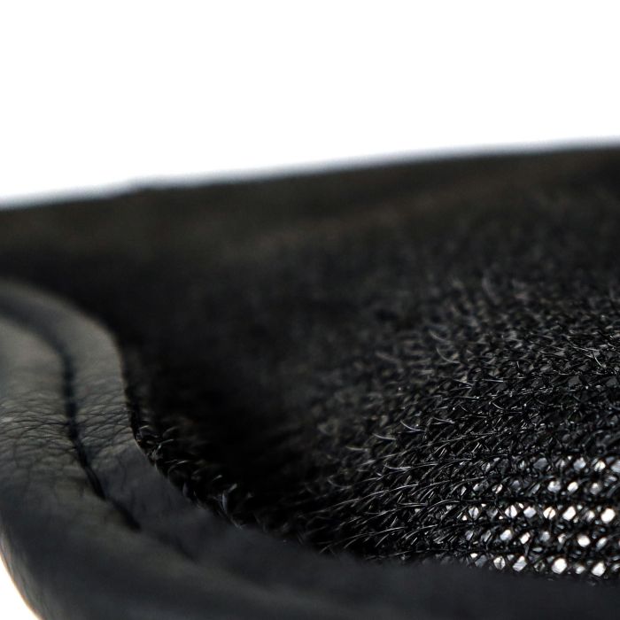 Momo MOML3MDBSS - Alfombra Coche Universal Antideslizante Negra Boucle/PVC/Aluminio con Costuras Blancas y Refuerzo Metálico 5 Momo MOML3MDBSS - Alfombra Coche Universal Antideslizante Negra Boucle/PVC/Aluminio con Costuras Blancas y Refuerzo Metálico 5