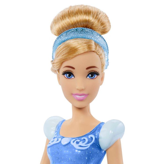 Mattel Hlw06 Muñeca Princesa Disney Cenicienta, de moda y articulada, con ropa brillante, zapatos y tiara del clásico Disney 1 Mattel Hlw06 Muñeca Princesa Disney Cenicienta, de moda y articulada, con ropa brillante, zapatos y tiara del clásico Disney 1