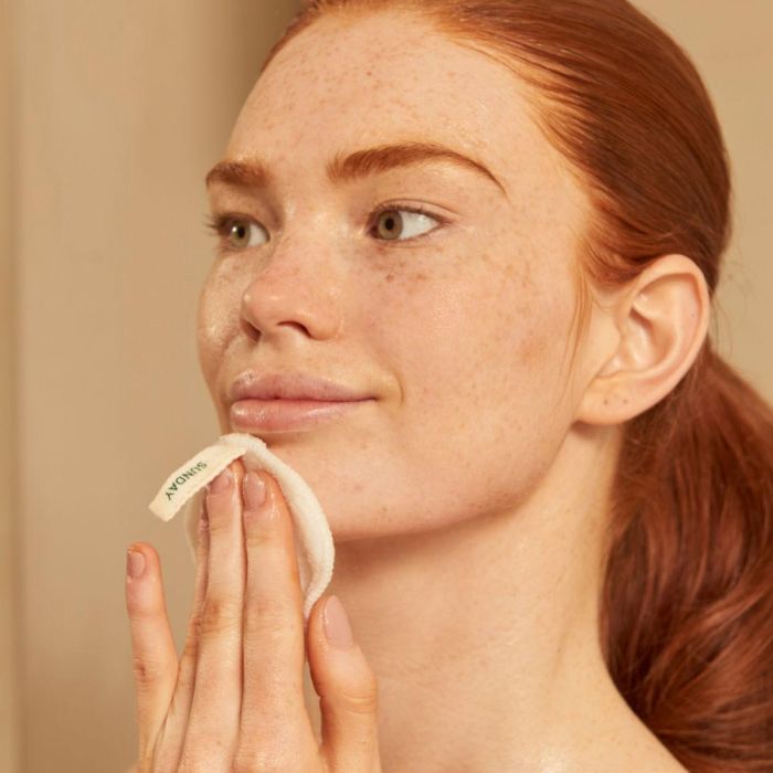The Body Shop Aloe Crema Limpiadora 125 mL 3