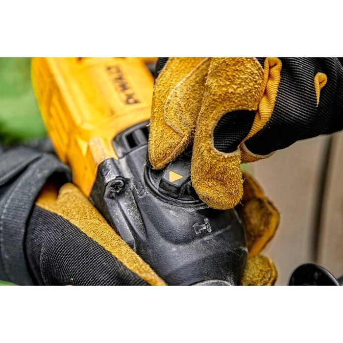 Martillo perforador Dewalt D25133K 800 W 1500 RPM 2 Martillo perforador Dewalt D25133K 800 W 1500 RPM 2