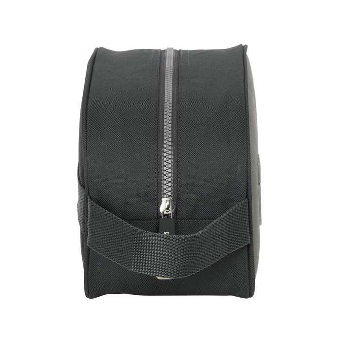 Neceser de Viaje Real Madrid C.F. Gris Deportivo 26 x 15 x 12 cm 2 Neceser de Viaje Real Madrid C.F. Gris Deportivo 26 x 15 x 12 cm 2