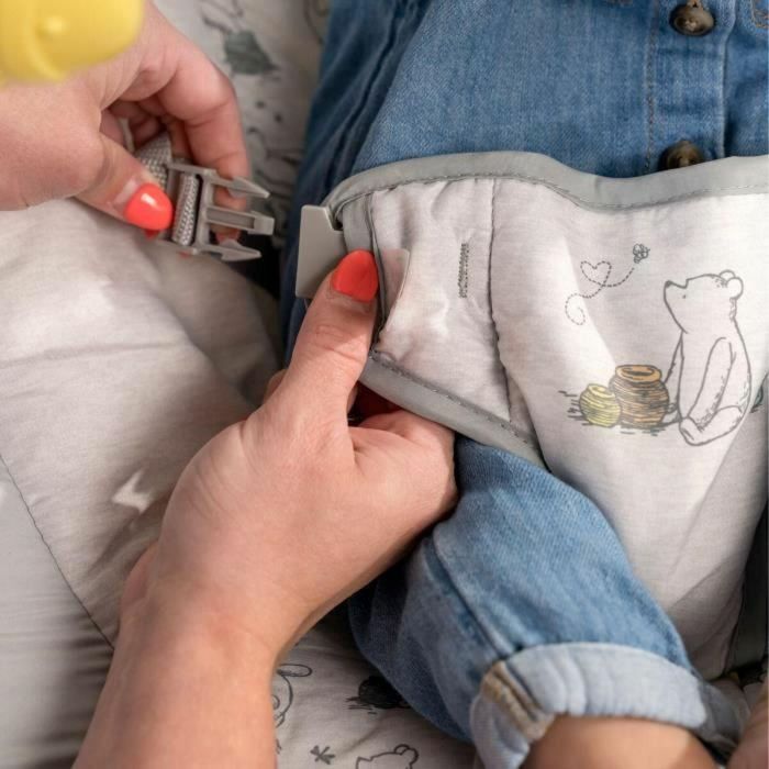 DISNEY BABY BRI0074451171909 Hamaca Bebé Winnie The Pooh con Juguetes Educativos Extraíbles Regulable 0-6 Meses 2
