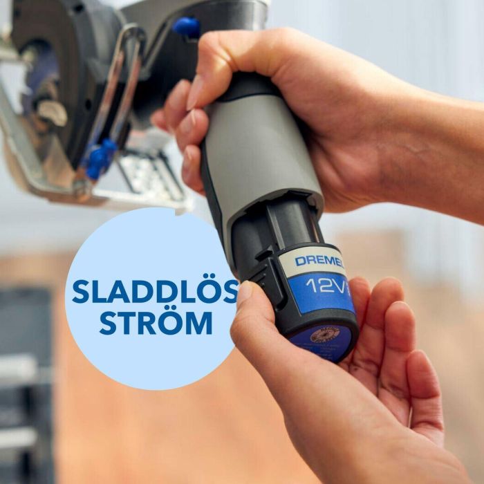 Dremel AAAXK80262 Estación de sierra CS12V-S1C con sierra compacta de 12 V, batería de 2 Ah y cargador, accesorios 4 Dremel AAAXK80262 Estación de sierra CS12V-S1C con sierra compacta de 12 V, batería de 2 Ah y cargador, accesorios 4