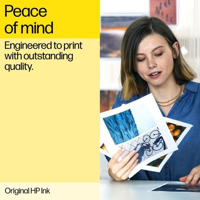 HP 62 Tri-color Original Ink Cartridge 1 HP 62 Tri-color Original Ink Cartridge 1