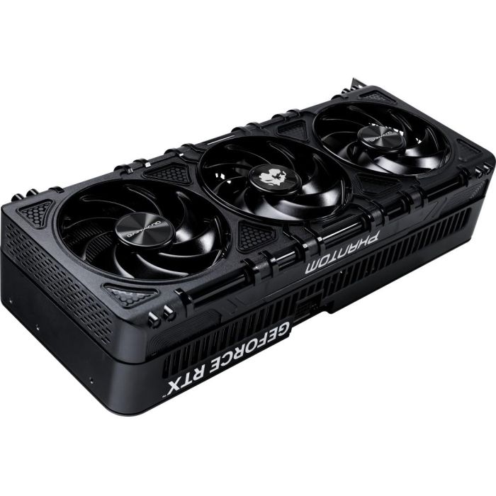 Gainward GeForce RTX 5090 Phantom GS 32GB GDDR7 3 Fan PCI Express 5.0 para Gaming 5