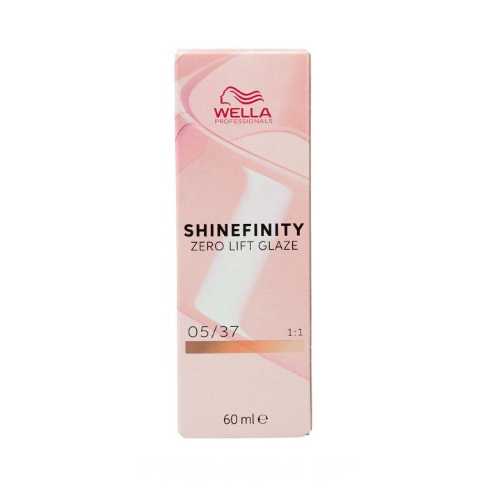 Wella Shinefinity Tinte Semipermanente 05/37 60ml - Coloración Profesional Ultrabillante, Cero Daño y Sin Amoníaco