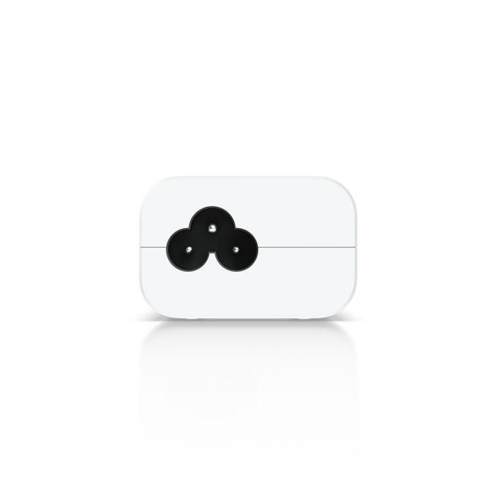 Ubiquiti RJ45, 200mV p-p, 15W, 500mA, 86 x 46 x 33 mm 3 Ubiquiti RJ45, 200mV p-p, 15W, 500mA, 86 x 46 x 33 mm 3