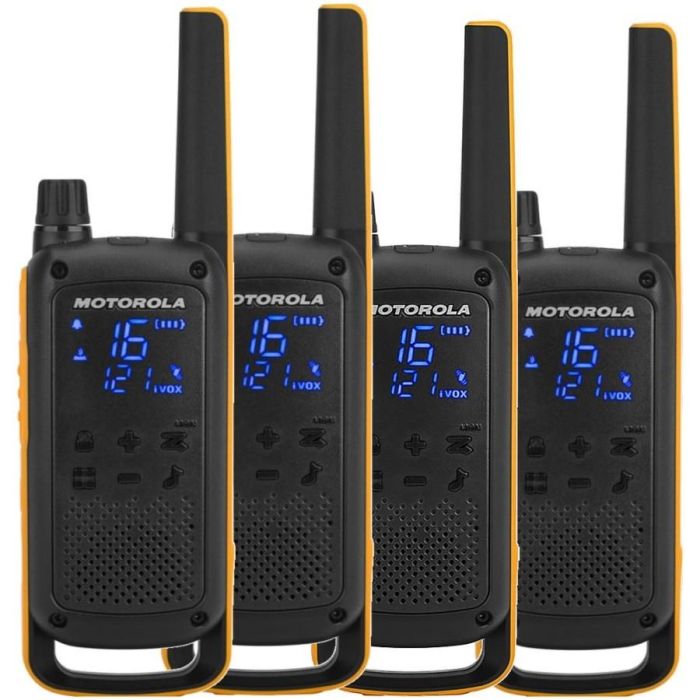Motorola T82 Extreme Quad - Walkie Talkie PMR 10km, 16 Canales, Resistente IPX4, Pack de 4 con Baterías y Cargador