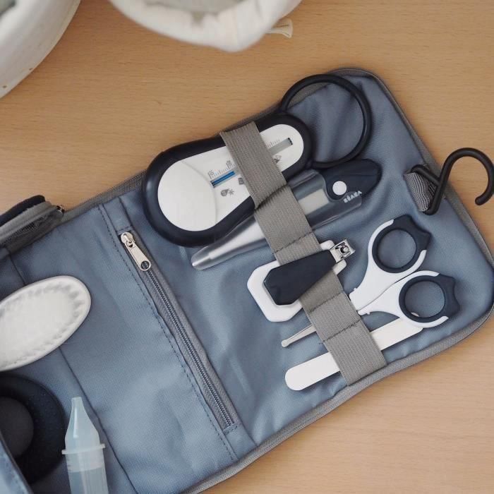 Beaba BEATROUSSETOILEB Neceser de viaje 9 accesorios azul noche 4 Beaba BEATROUSSETOILEB Neceser de viaje 9 accesorios azul noche 4