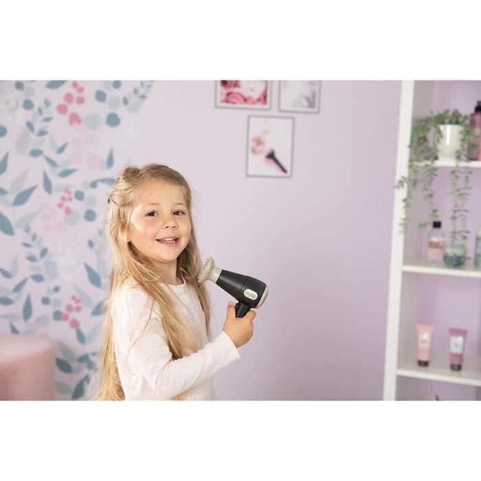 Smoby Conjunto de Peluquería Infantil con Secador Electrónico de Juguete, Plancha, Cepillo, Peine, Gomas y Pasadores 3 Smoby Conjunto de Peluquería Infantil con Secador Electrónico de Juguete, Plancha, Cepillo, Peine, Gomas y Pasadores 3
