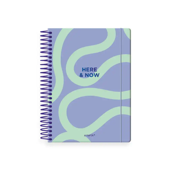 Antartik Here and Now Agenda Espiral A5+ 2026 Día Página Morado Papel 80g FSC 1