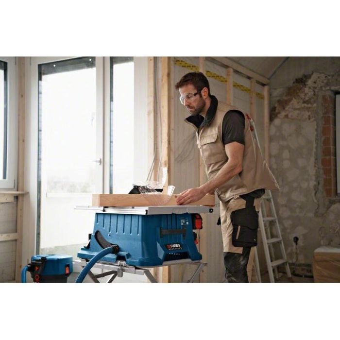 Bosch Professional Saw en la mesa inalámbrica GTS 18V-216 Solo 2 Bosch Professional Saw en la mesa inalámbrica GTS 18V-216 Solo 2