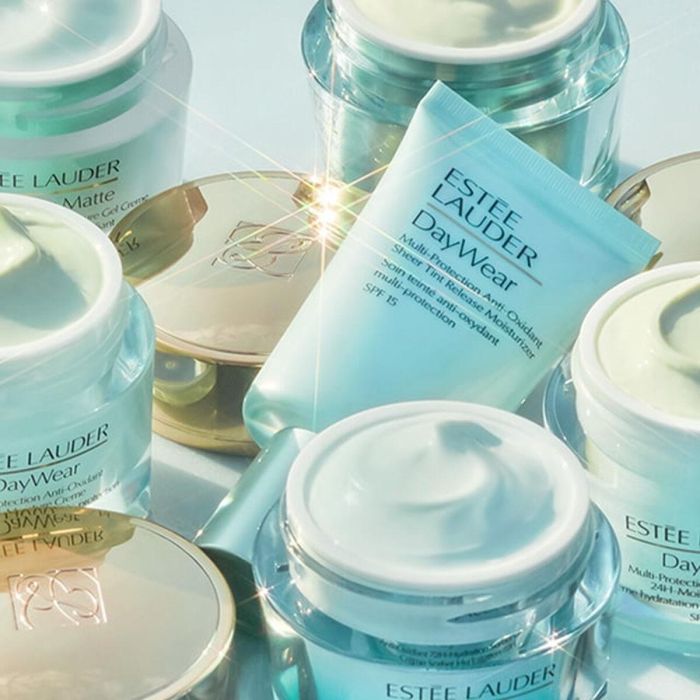 Estée Lauder Iln47217 DAYWEAR Crema de Día con Color SPF15. Hidratación 24 Horas. Protección Antioxidante. Tono Natural 30 ml 5