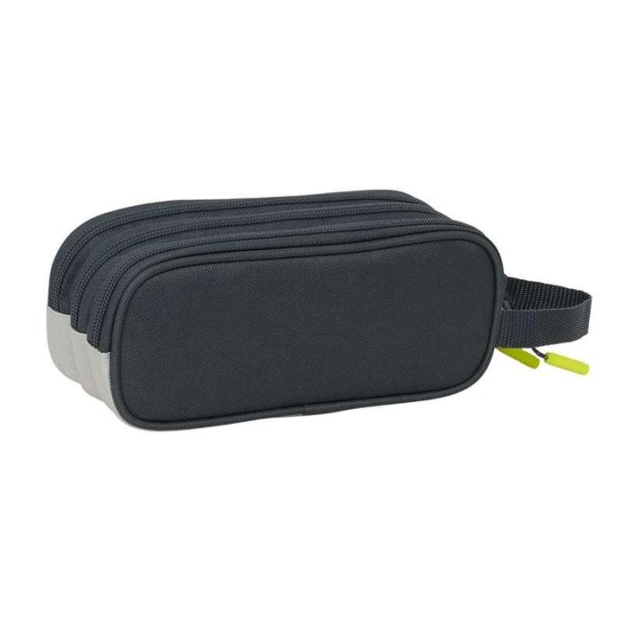 Safta Bolso Escolar Portatodo Triple Real Madrid 1 Equipacion 25-26 85x210x70 mm 1 Safta Bolso Escolar Portatodo Triple Real Madrid 1 Equipacion 25-26 85x210x70 mm 1