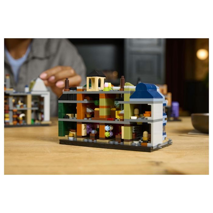 Lego Harry Potter 76444 Tiendas Mágicas del Callejón Diagon - Set para Adultos 8