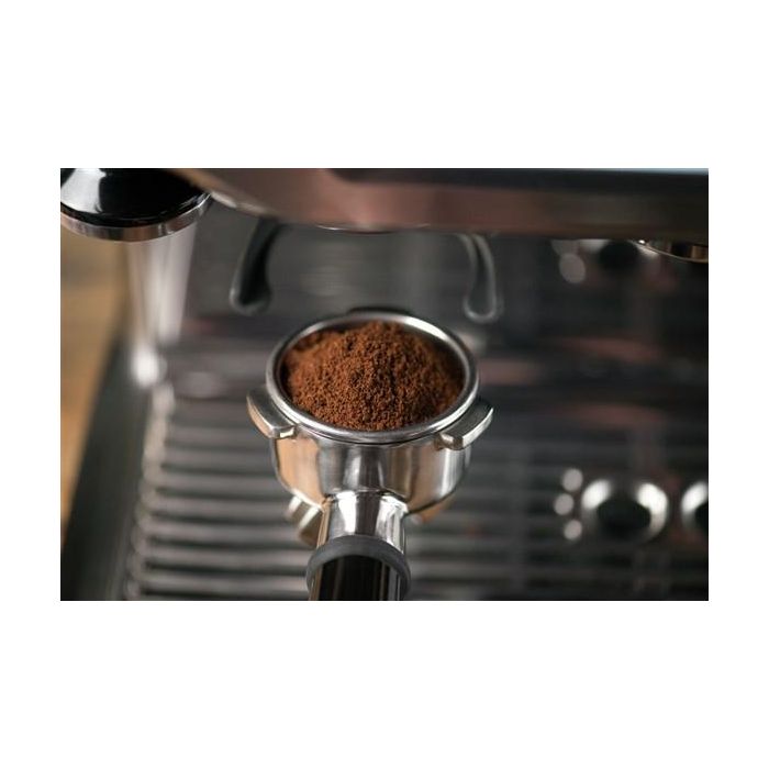 Sage SES880BTR4EEU1 Cafetera Barista Touch™ Negra con Pantalla Táctil y Texturización Automática de Leche 1 Sage SES880BTR4EEU1 Cafetera Barista Touch™ Negra con Pantalla Táctil y Texturización Automática de Leche 1