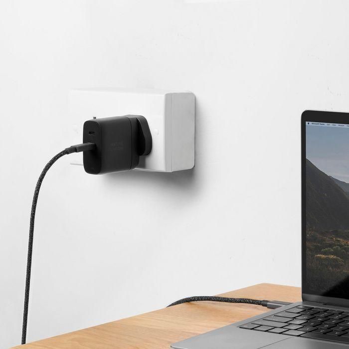 Native Union Fast Gan Charger Pd 67W. Black. Int. 4 Native Union Fast Gan Charger Pd 67W. Black. Int. 4