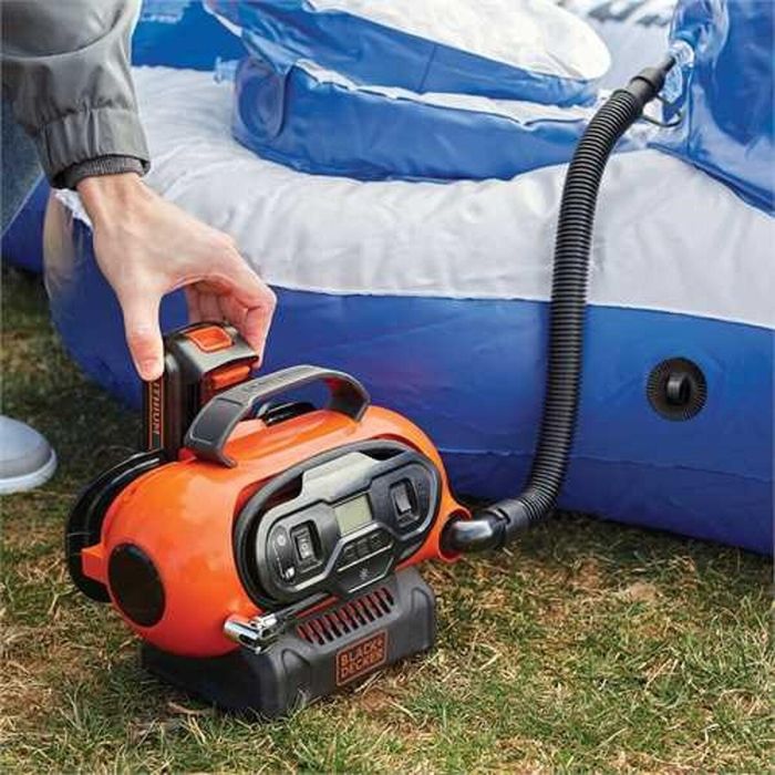 Black + Decker Inflador-Compresor BDCINF18N-QS con o sin cable, Batería 18 V / Cable 220 V, 11 Barras / 160 PSI, Incluye 3 Agujas 4 Black + Decker Inflador-Compresor BDCINF18N-QS con o sin cable, Batería 18 V / Cable 220 V, 11 Barras / 160 PSI, Incluye 3 Agujas 4
