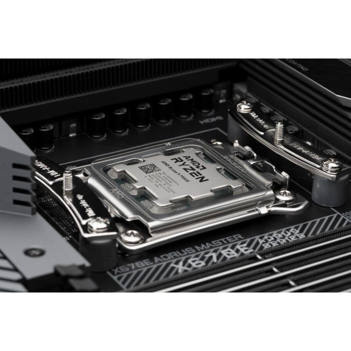 K Noctua NT-H2-3 Wärmeleitpaste 3,5 Gramm 6 K Noctua NT-H2-3 Wärmeleitpaste 3,5 Gramm 6