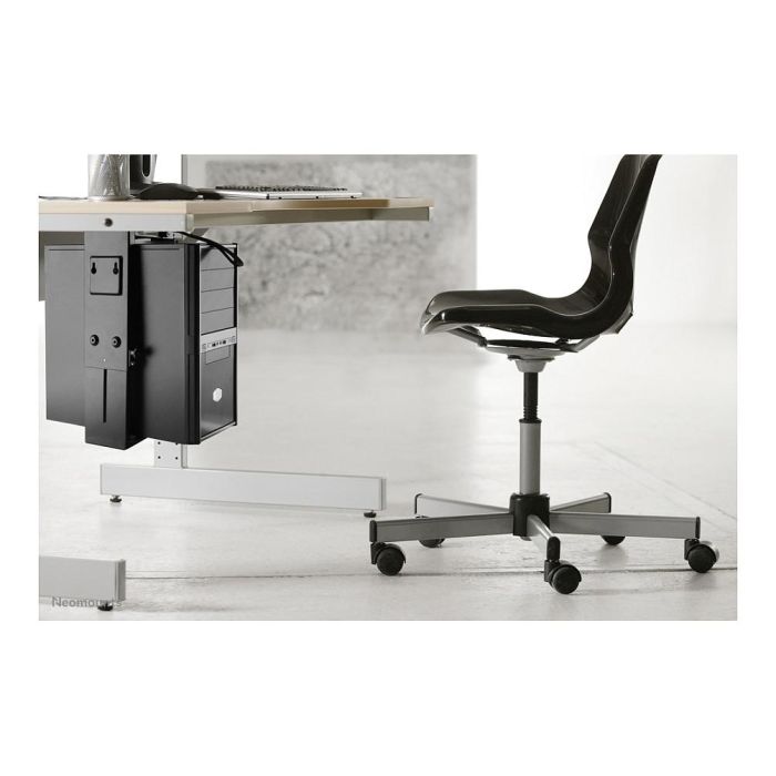 Neomounts NM-CPU100BLACK Soporte CPU/PC Bajo Mesa, Max 10 kg, 360° Giratorio, H:30-53 cm, W:9-20 cm, Universal, Negro 5 Neomounts NM-CPU100BLACK Soporte CPU/PC Bajo Mesa, Max 10 kg, 360° Giratorio, H:30-53 cm, W:9-20 cm, Universal, Negro 5