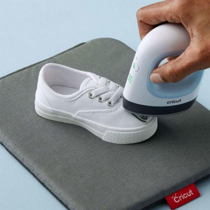 Cricut CRI0093573734021 Easypress Mini Prensa Térmica - Azul Zen 8 Cricut CRI0093573734021 Easypress Mini Prensa Térmica - Azul Zen 8