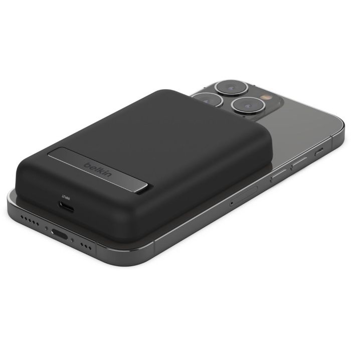 Belkin Cargador Inalámbrico Power Bank 5000 mAh con USB-C, Carga Inalámbrica 7.5W, Compatible con iPhone, Negro 4