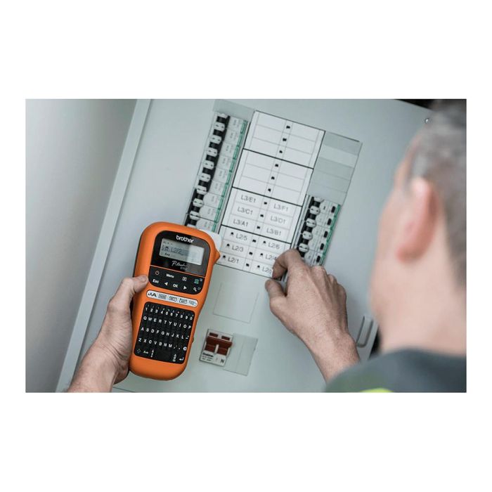 Brother PT-E110 Etiquetadora Portátil, Transferencia Térmica, 180x180 DPI, 20mm/s, Teclado QWERTY, HGe/TZe