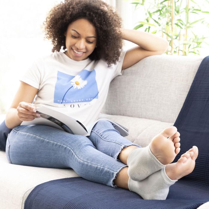 Calcetines Hidratantes con Almohadillas de Gel y Aceites Naturales Relocks InnovaGoods 11 Calcetines Hidratantes con Almohadillas de Gel y Aceites Naturales Relocks InnovaGoods 11