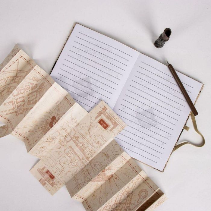 Set de papelería luces harry potter 25.5 x 22.0 x 25.0 cm 3 Set de papelería luces harry potter 25.5 x 22.0 x 25.0 cm 3