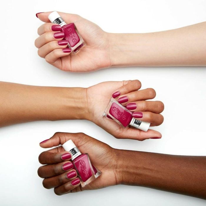 Essie Gel Couture #541-Chevron Trend 1