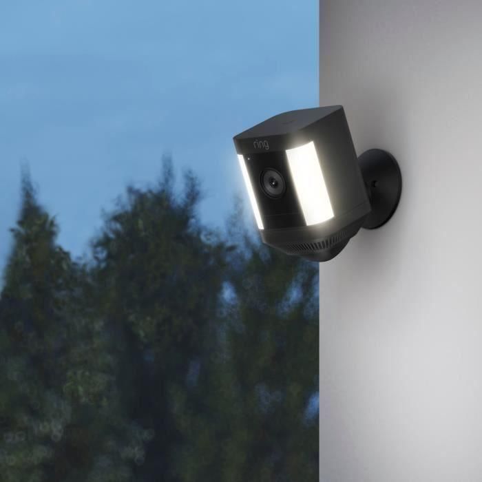 Cámara de seguridad con batería RING Spotlight Plus - Negra - UE 5 Cámara de seguridad con batería RING Spotlight Plus - Negra - UE 5