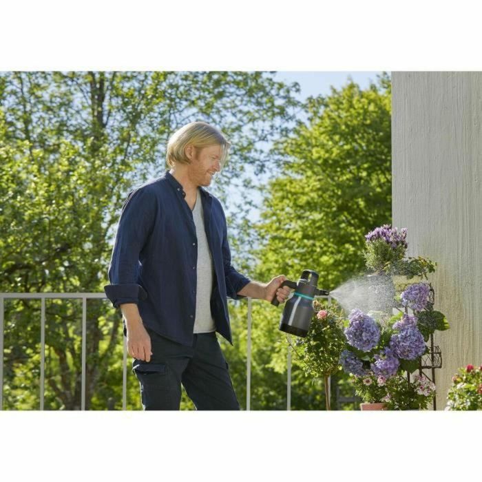 Gardena Pulverizador de prepresión 1.25L con filtro para recetas naturales, función 360 y mango ergonómico. 1 Gardena Pulverizador de prepresión 1.25L con filtro para recetas naturales, función 360 y mango ergonómico. 1
