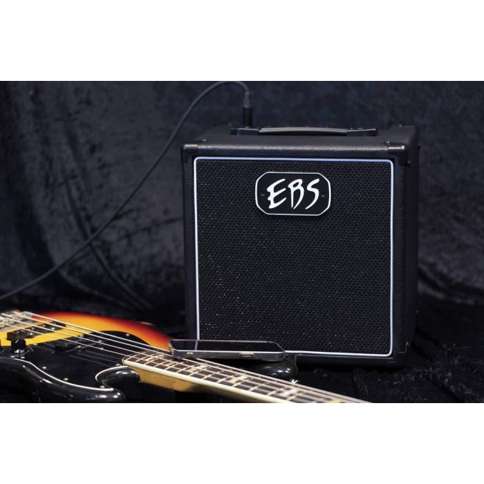 Amplificador Bajo Combo Session 30 Mk3 1 X 8" Tweeter - 30W (Bluetooh) 5 Amplificador Bajo Combo Session 30 Mk3 1 X 8" Tweeter - 30W (Bluetooh) 5