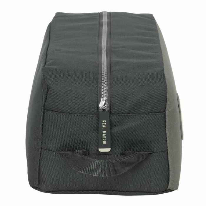 Zapatillero de Viaje Real Madrid C.F. Gris 34 x 15 x 18 cm 2 Zapatillero de Viaje Real Madrid C.F. Gris 34 x 15 x 18 cm 2