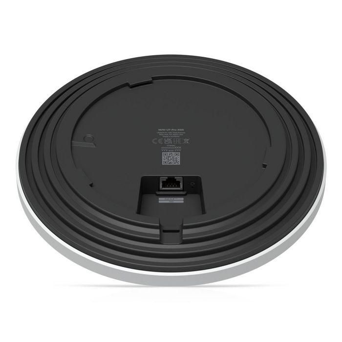 Ubiquiti WiFi 7 (802.11a/b/g/n/ac/ax/be) Access Point, 6 GHz, 160 m², 10/5/2.5/1 GbE, PoE++, 500+ clients 10