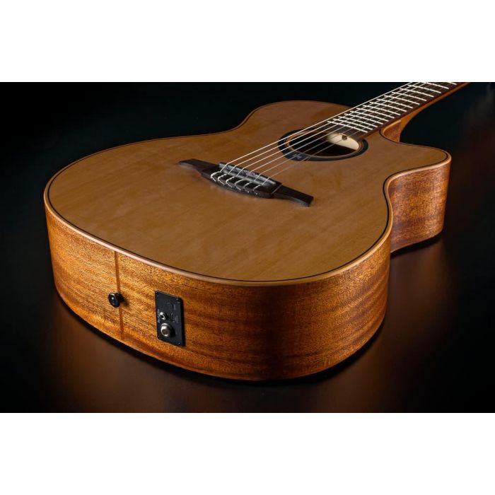 Guitarra Clásica Nylon Lag Auditorium Hyvibe H2 10 A/E Cutaway Lag 4 Guitarra Clásica Nylon Lag Auditorium Hyvibe H2 10 A/E Cutaway Lag 4