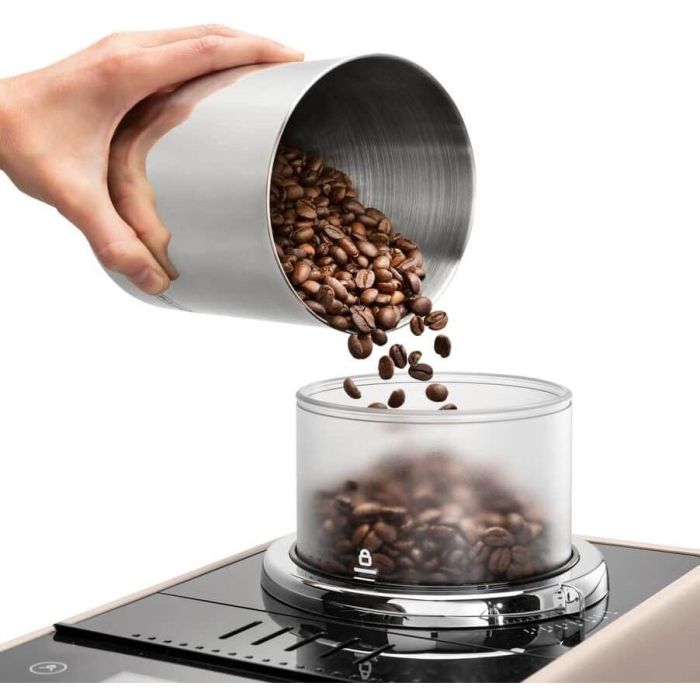 DeLonghi Kaffeemaschine Rivelia beige 2